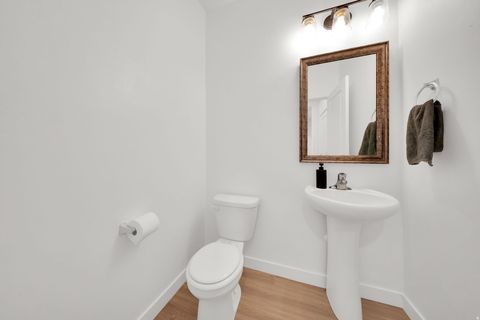 Tiny photo for 809 N COLD POND AVE, Lehi, UT 84043 (MLS # 2144299)