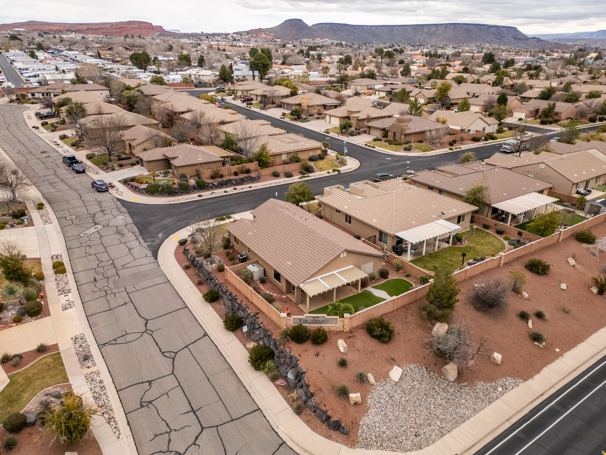 TERRACES AT SEVEN HILLS PH 1 - Residential