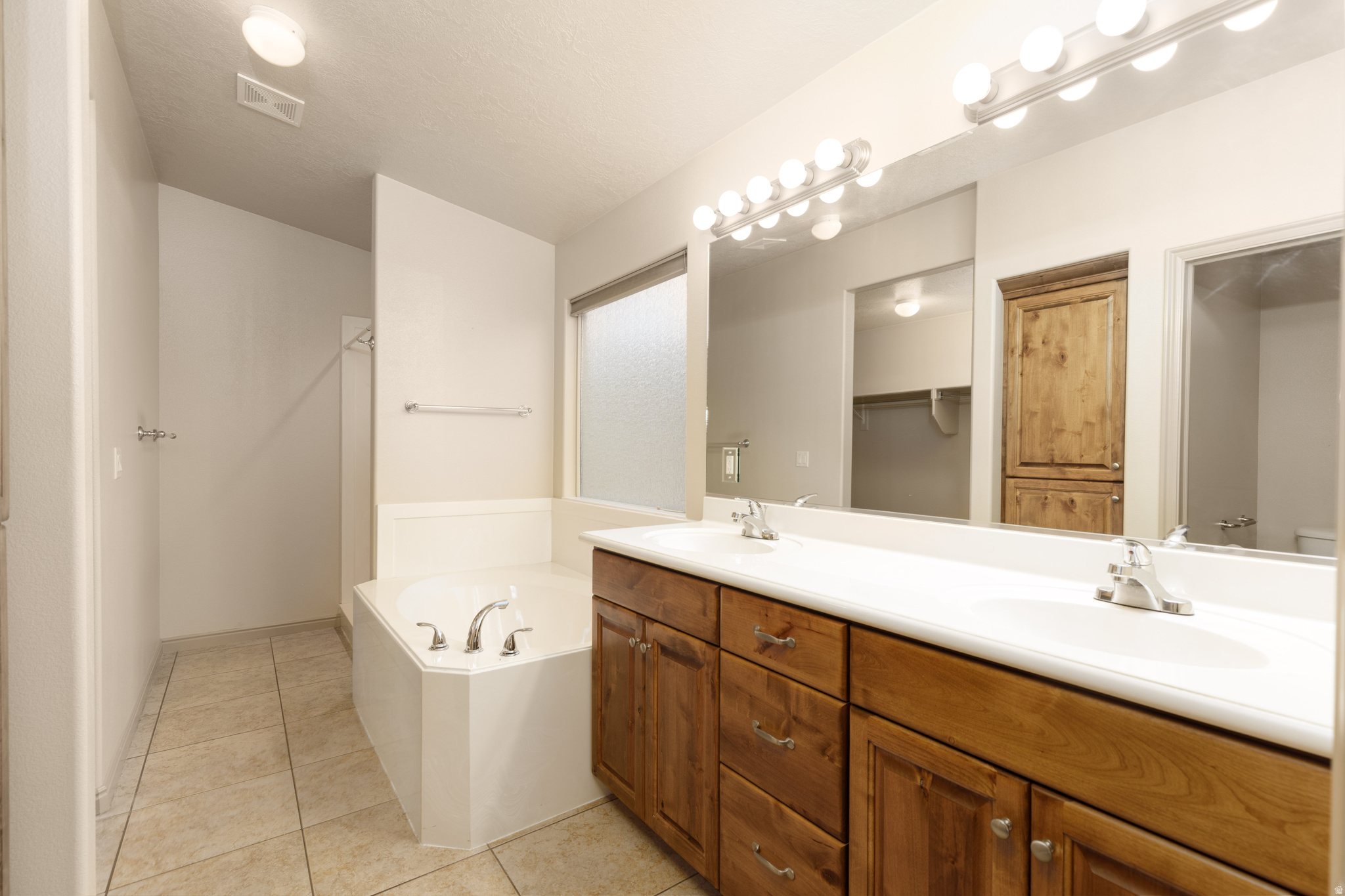 TERRACES AT SEVEN HILLS PH 1 - Residential