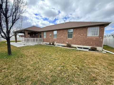 Tiny photo for 1492 N 1615 W, Clinton, UT 84015 (MLS # 2140612)