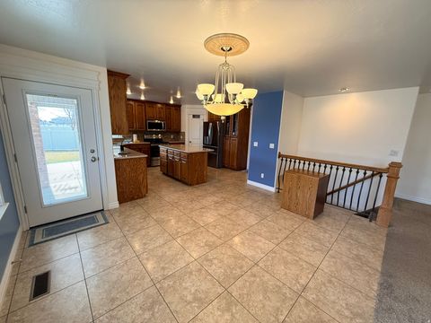 Tiny photo for 1492 N 1615 W, Clinton, UT 84015 (MLS # 2140612)