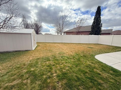 Tiny photo for 1492 N 1615 W, Clinton, UT 84015 (MLS # 2140612)