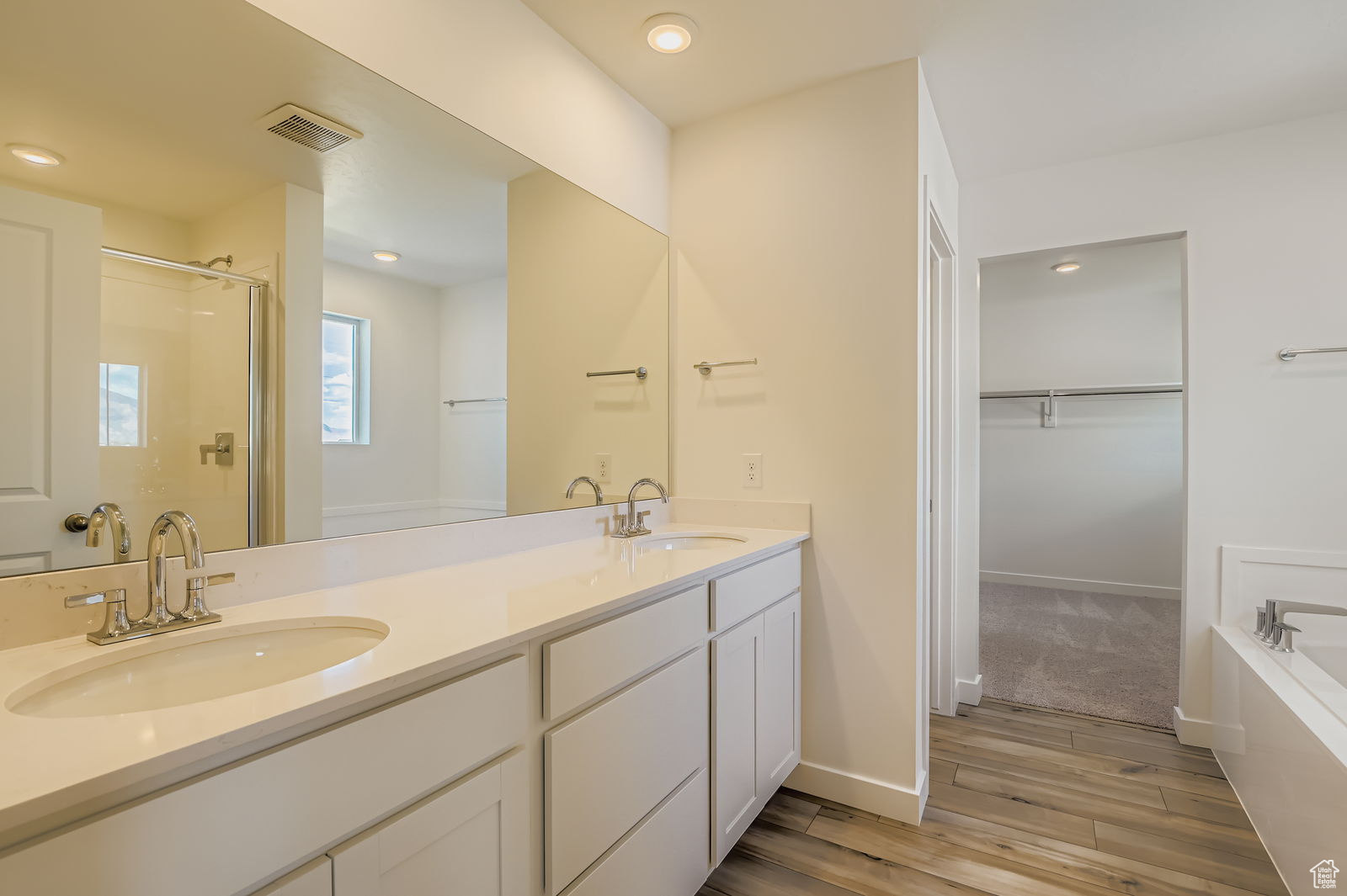 SUMMER SPRINGS - Residential