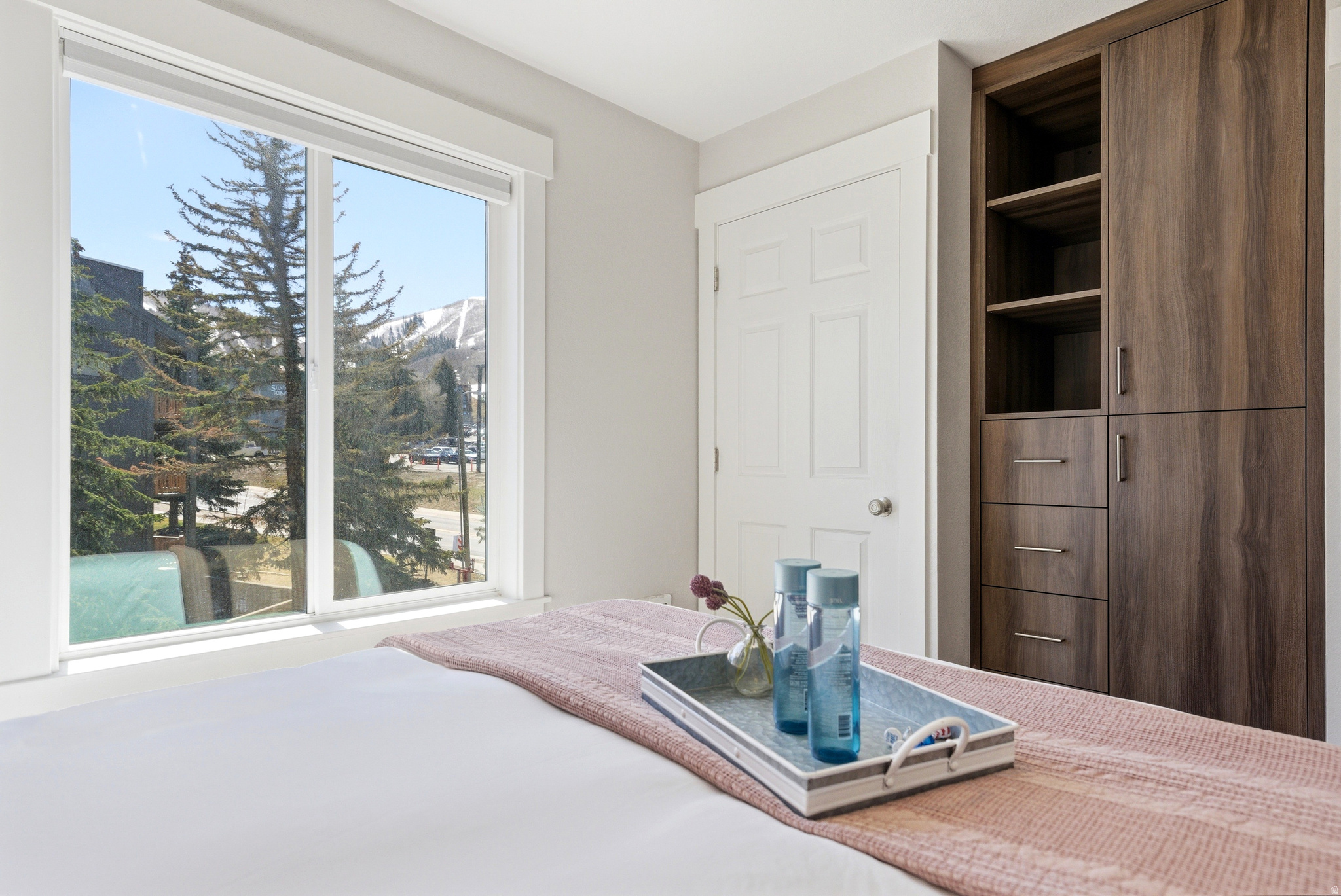 SNOWCREST CONDOMINIUMS - Residential