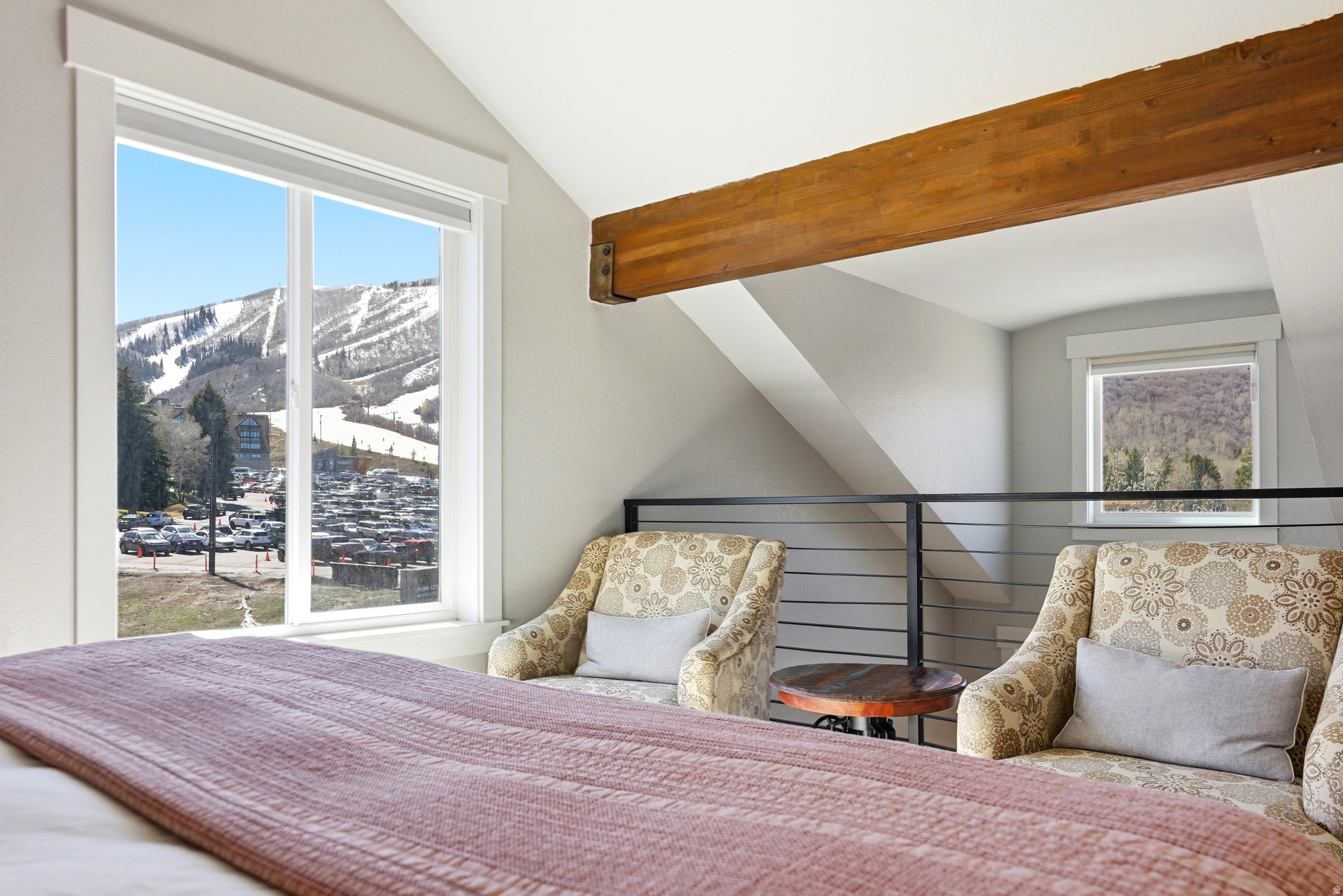 SNOWCREST CONDOMINIUMS - Residential