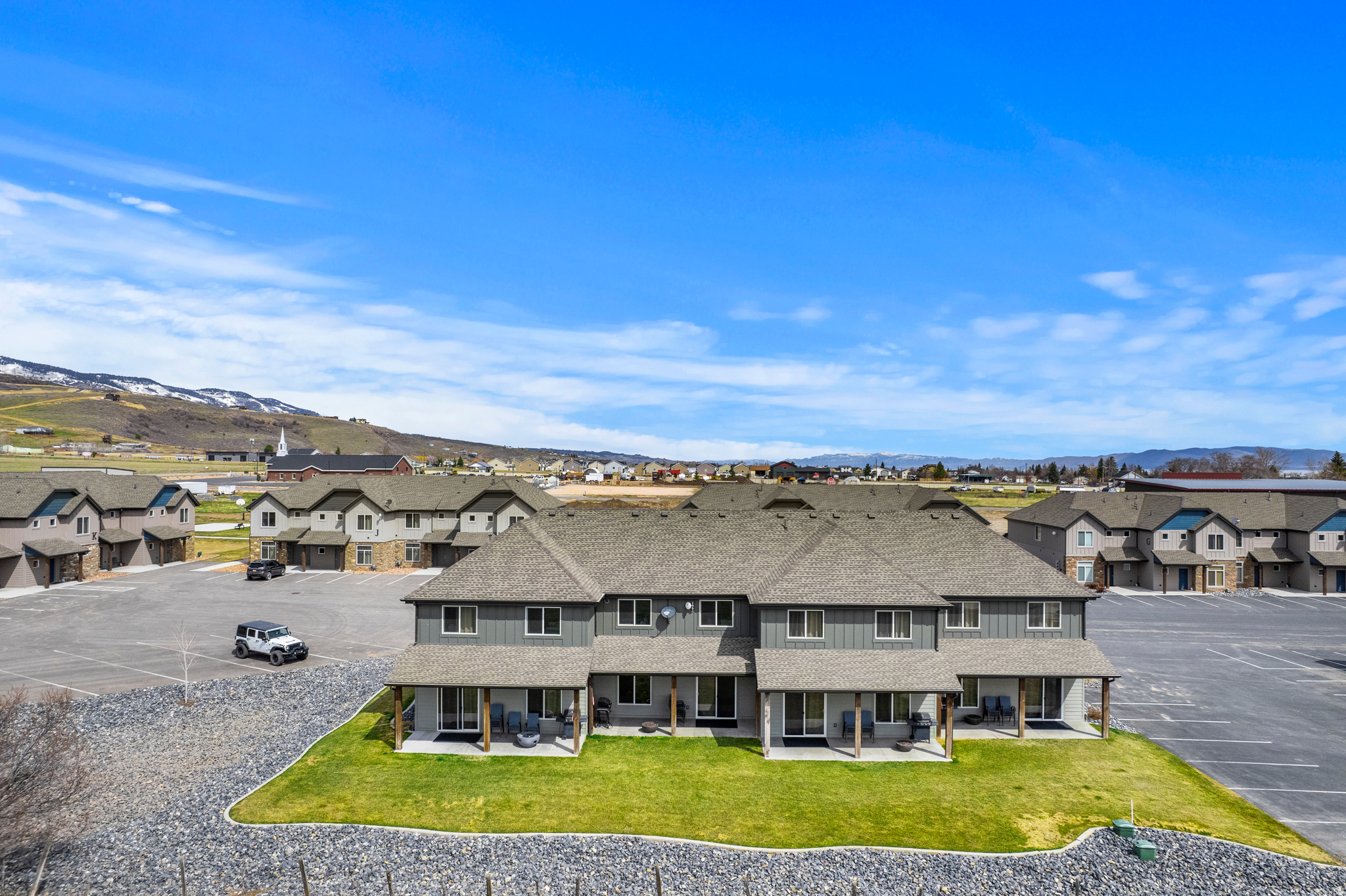 WATERDANCE - Residential