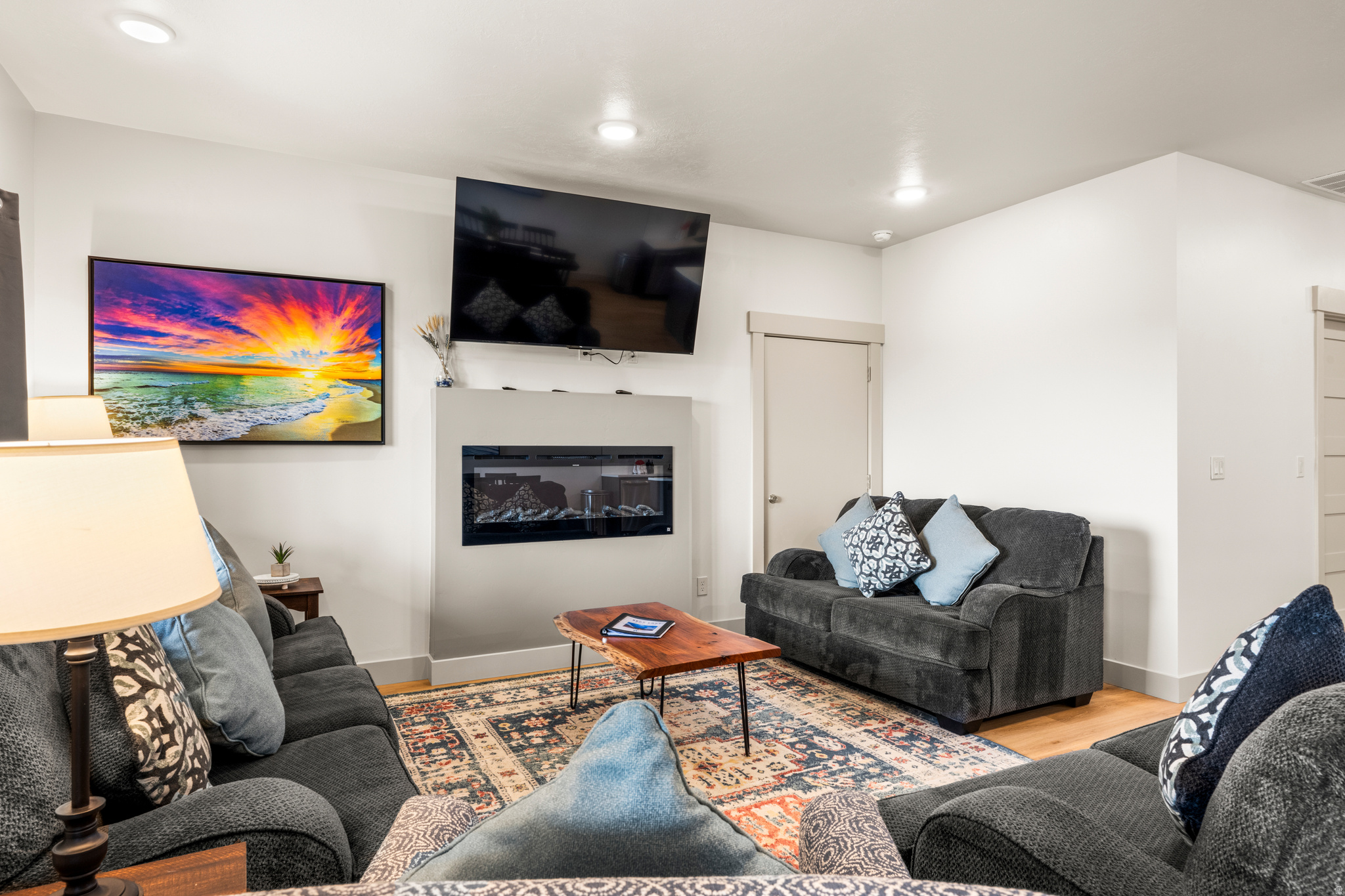 WATERDANCE - Residential