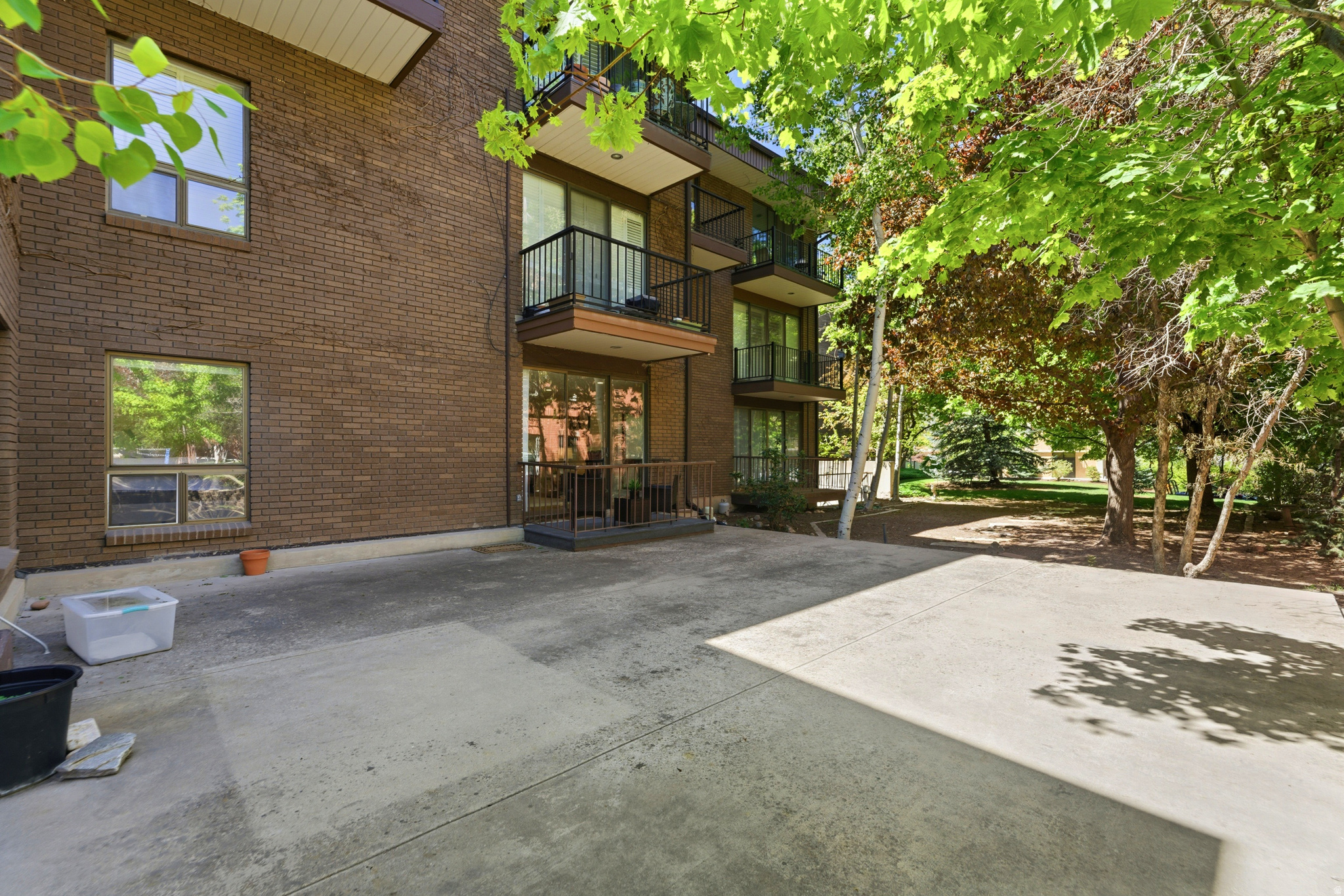 OAKWOOD GARDENS - Residential