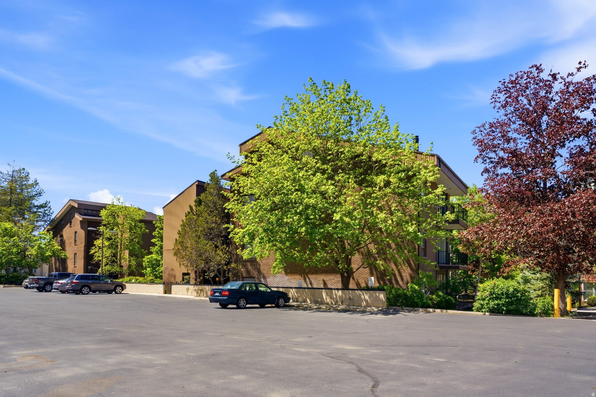 OAKWOOD GARDENS - Residential