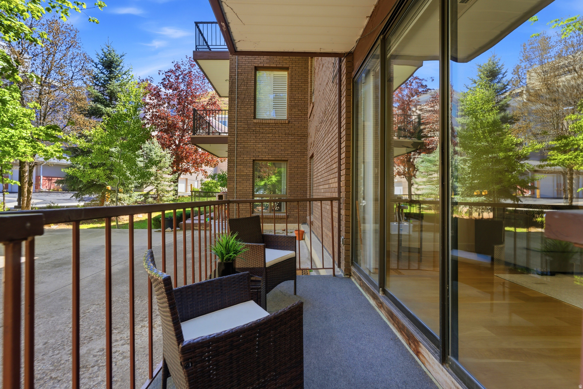 OAKWOOD GARDENS - Residential