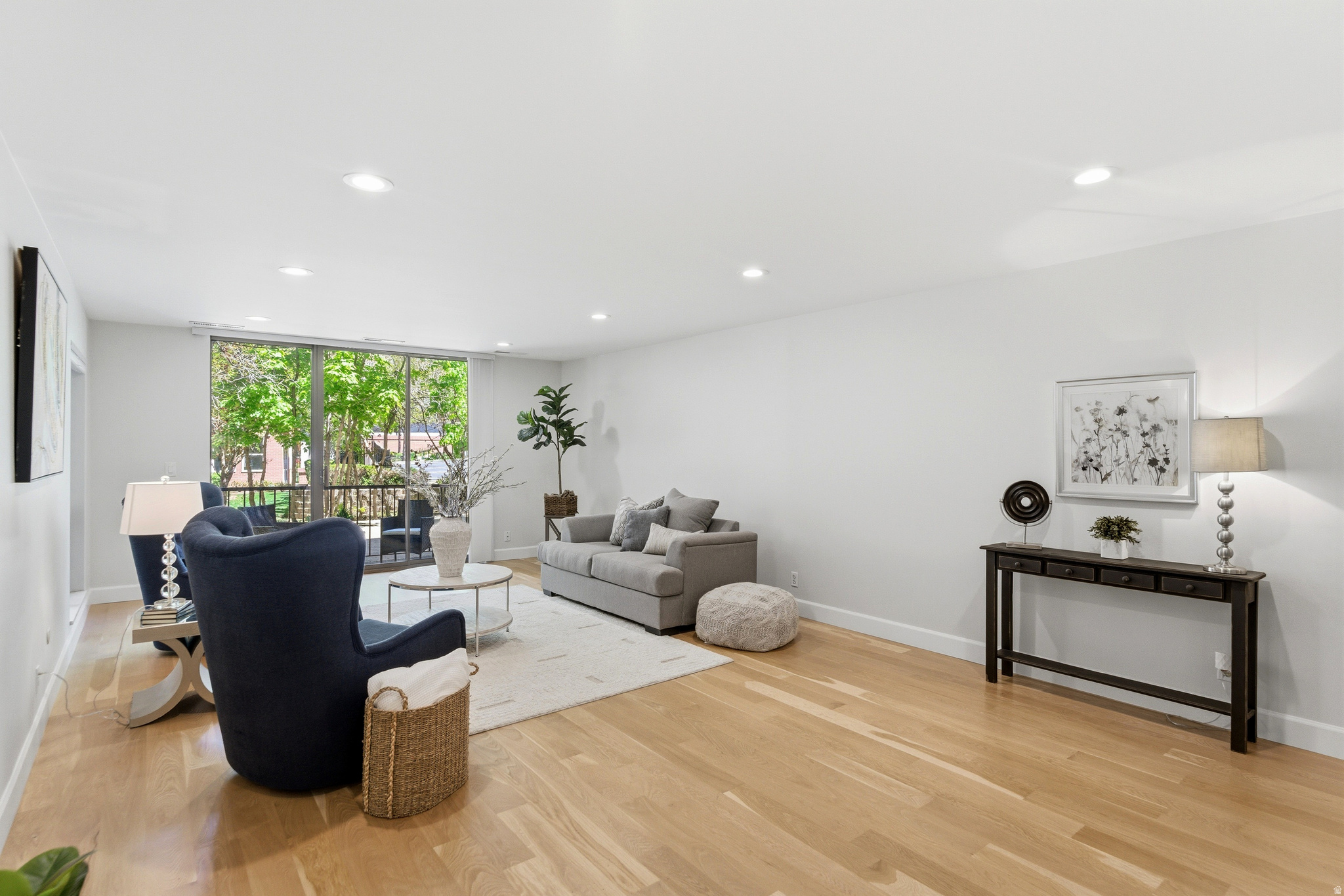 OAKWOOD GARDENS - Residential