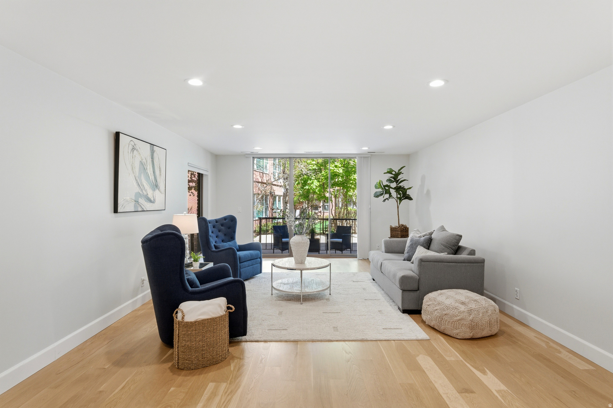 OAKWOOD GARDENS - Residential
