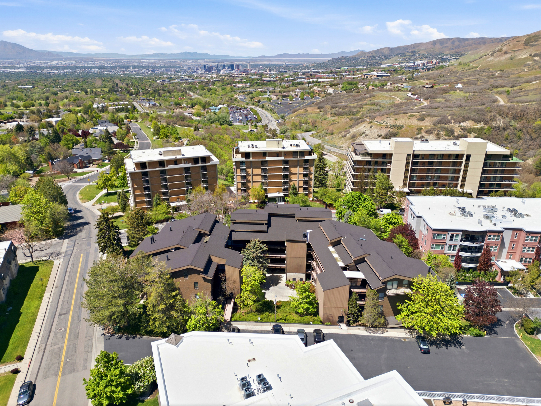 OAKWOOD GARDENS - Residential
