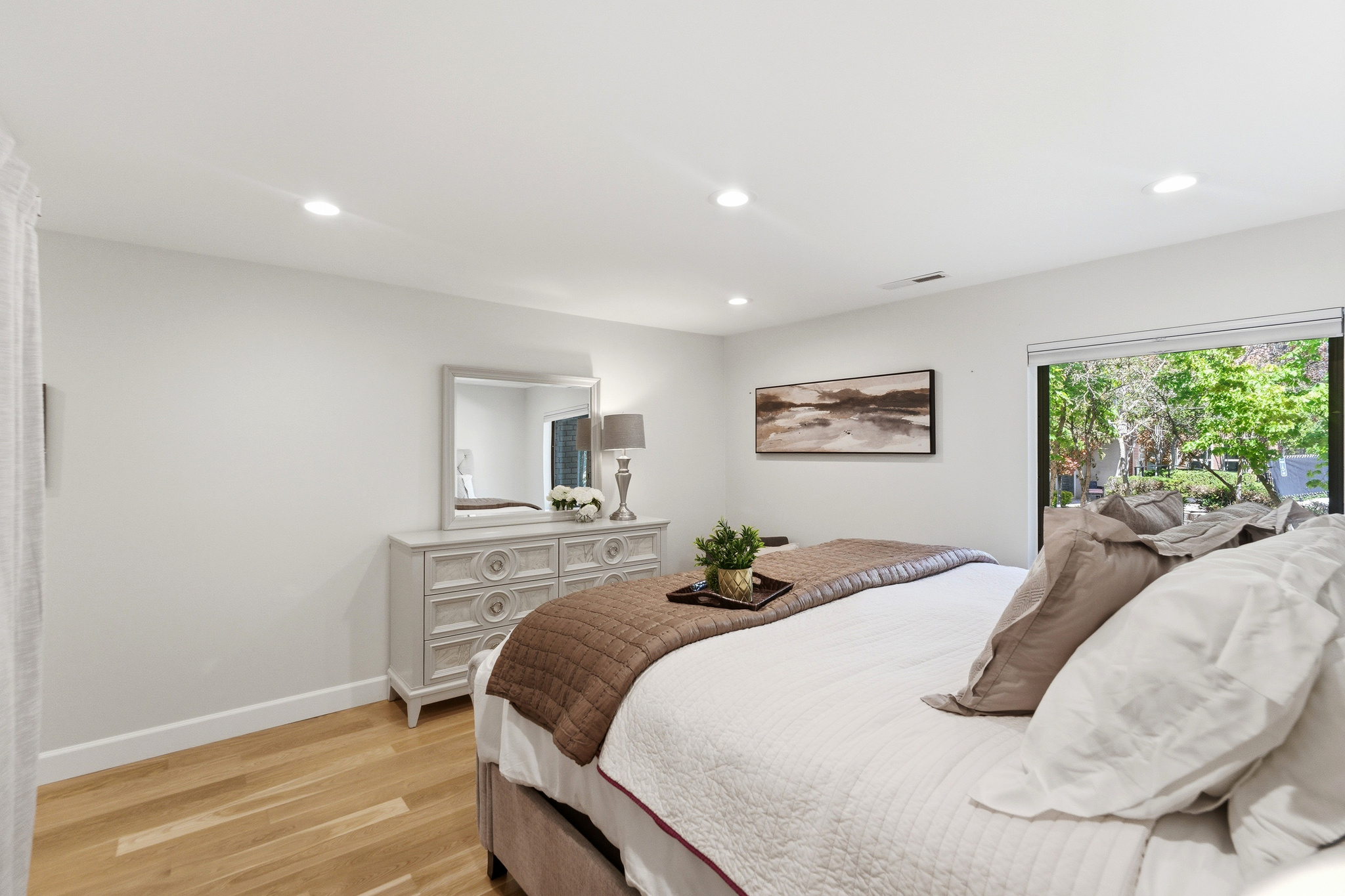 OAKWOOD GARDENS - Residential