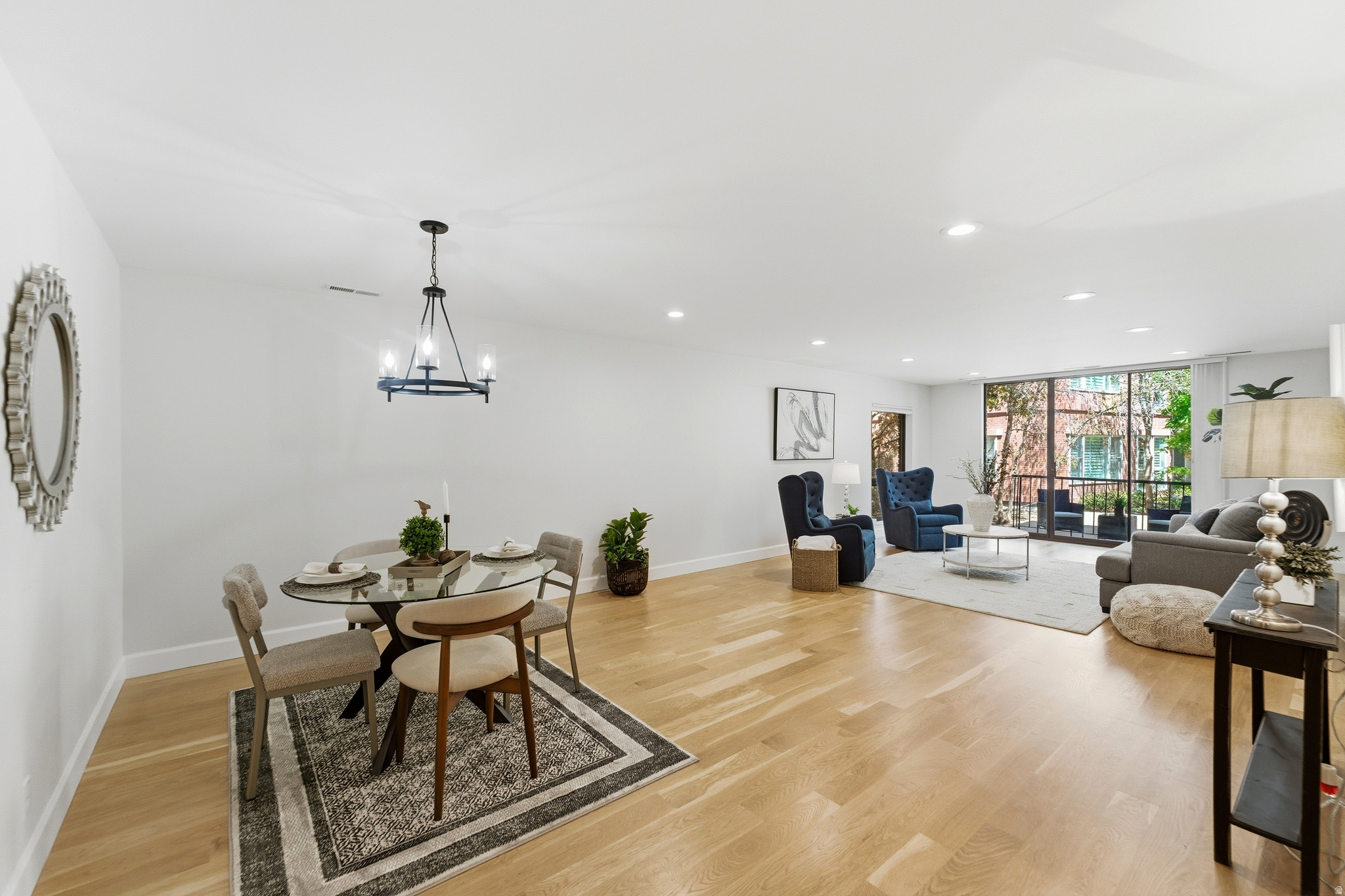 OAKWOOD GARDENS - Residential
