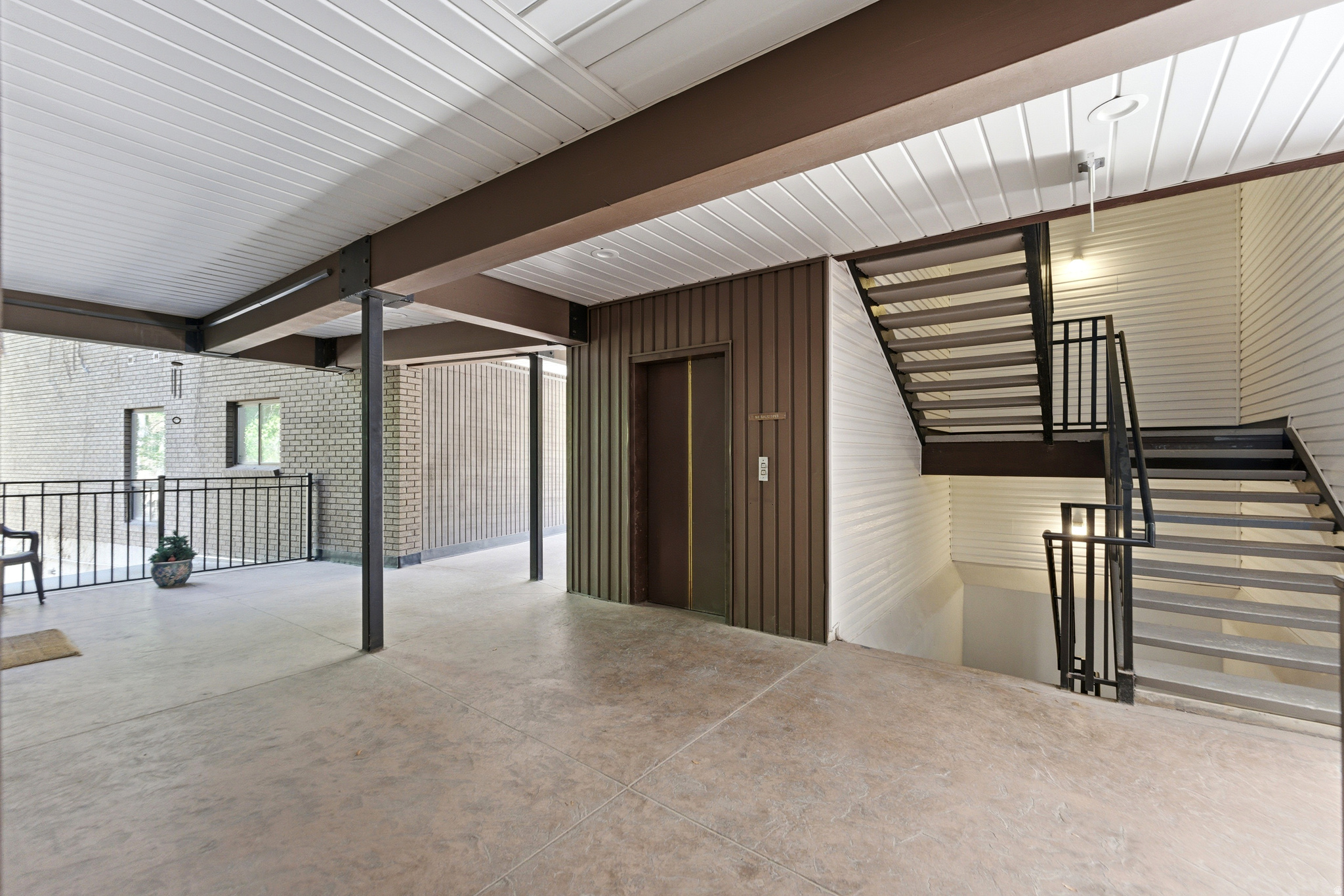 OAKWOOD GARDENS - Residential