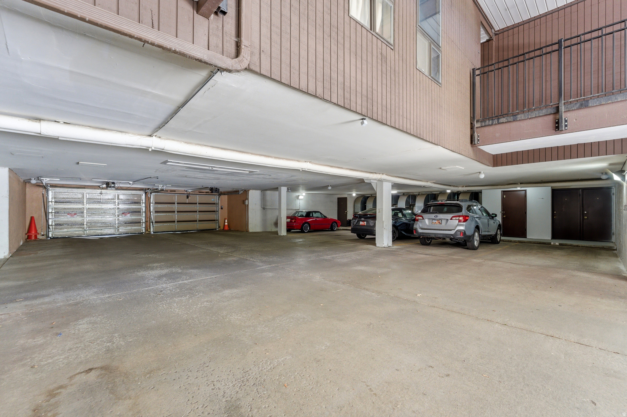 OAKWOOD GARDENS - Residential