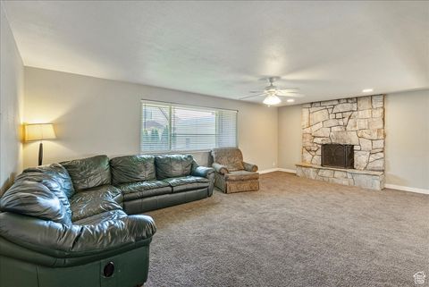 Tiny photo for 170 N 825 E, American Fork, UT 84003 (MLS # 2119629)