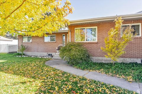 Tiny photo for 170 N 825 E, American Fork, UT 84003 (MLS # 2119629)