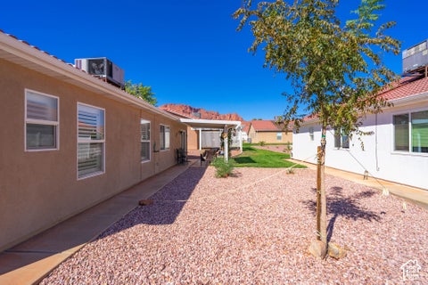 Tiny photo for 577 S SIESTA DR, Ivins, UT 84738 (MLS # 2190303)