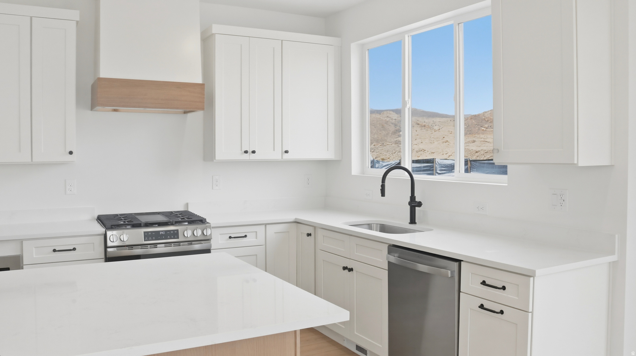 OQUIRRH WEST - Residential