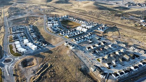Tiny photo for 6943 W SYDNEY PEAK LN S #417, West Jordan, UT 84081 (MLS # 2158595)