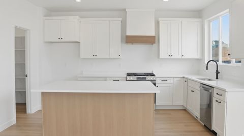 Tiny photo for 6943 W SYDNEY PEAK LN S #417, West Jordan, UT 84081 (MLS # 2158595)