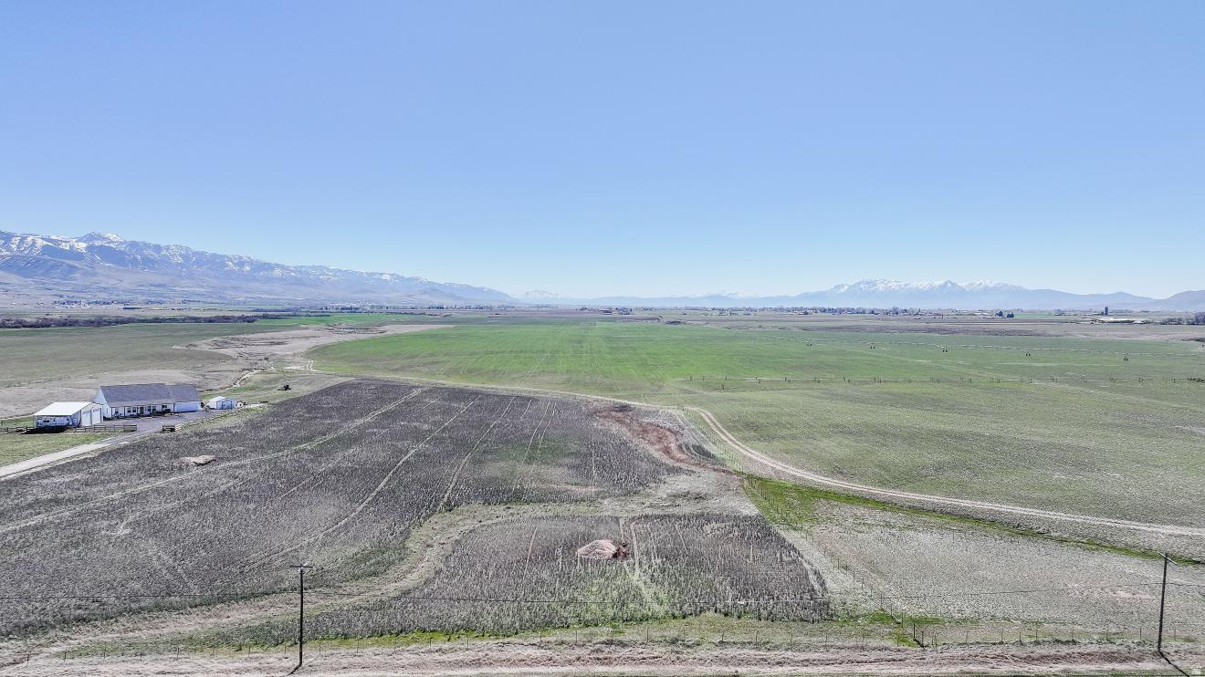 B THURGOOD CLASS 1 SUBDIVISION - Land