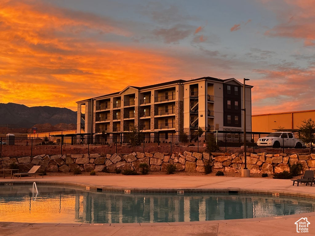 Photo of 290 N LONE ROCK DR #206, Hurricane, UT 84737 (MLS # 2192632)