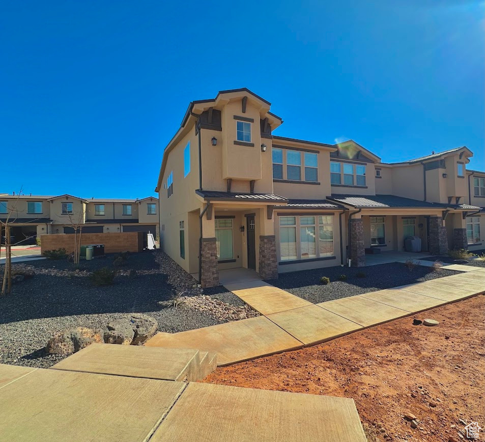 Beatifully built and fully upgraded two story townhome! This end town home has gorgeous mountain views! Soft close cabinets! Granite counters with kitchen island! HOA  includes Pool, playground, and large grass area.