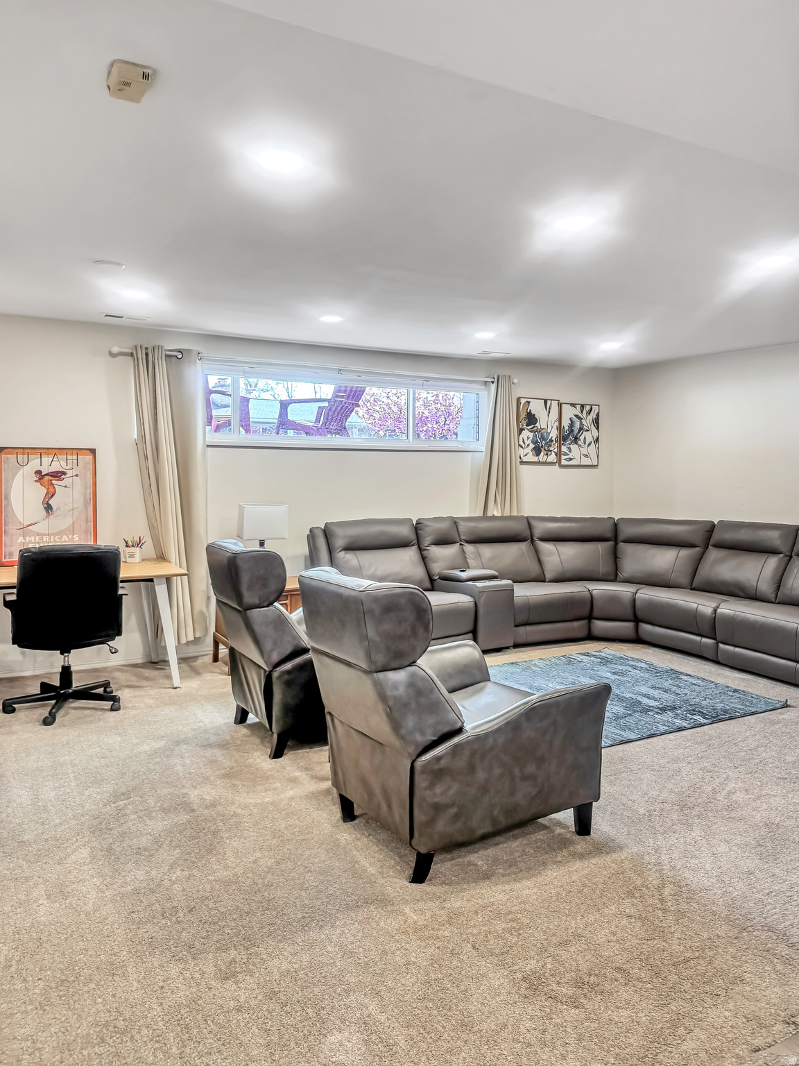 CROWN COLONY - Residential