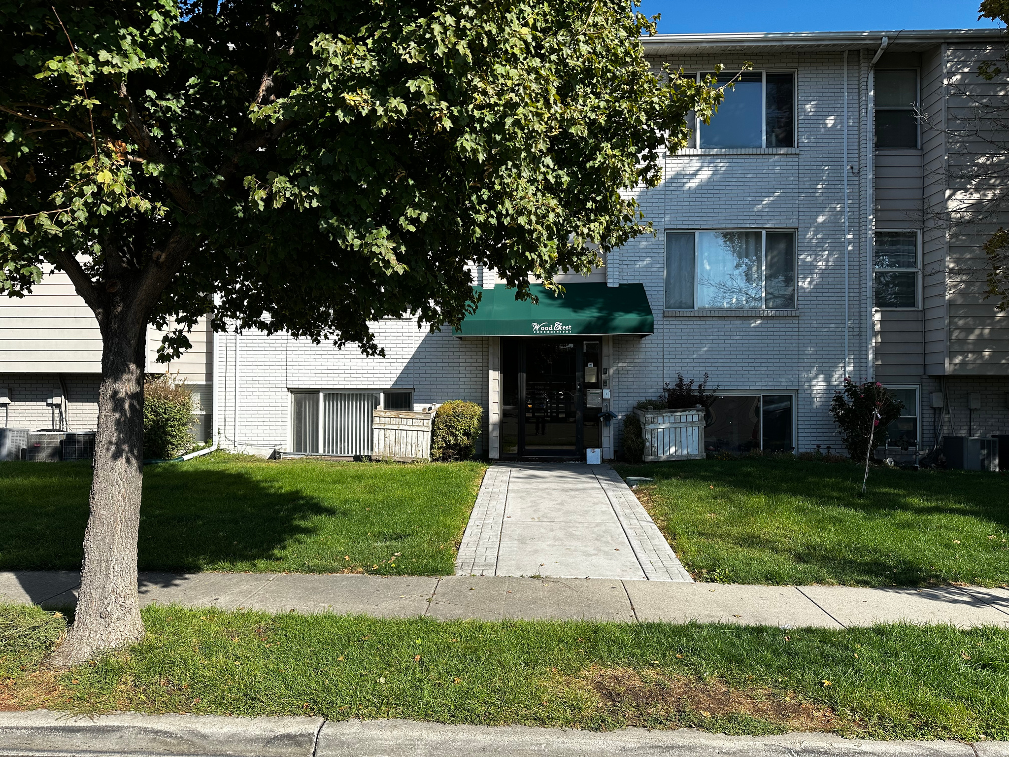 WOOD CREST CONDOMINIUM PHASE 2 - Residential