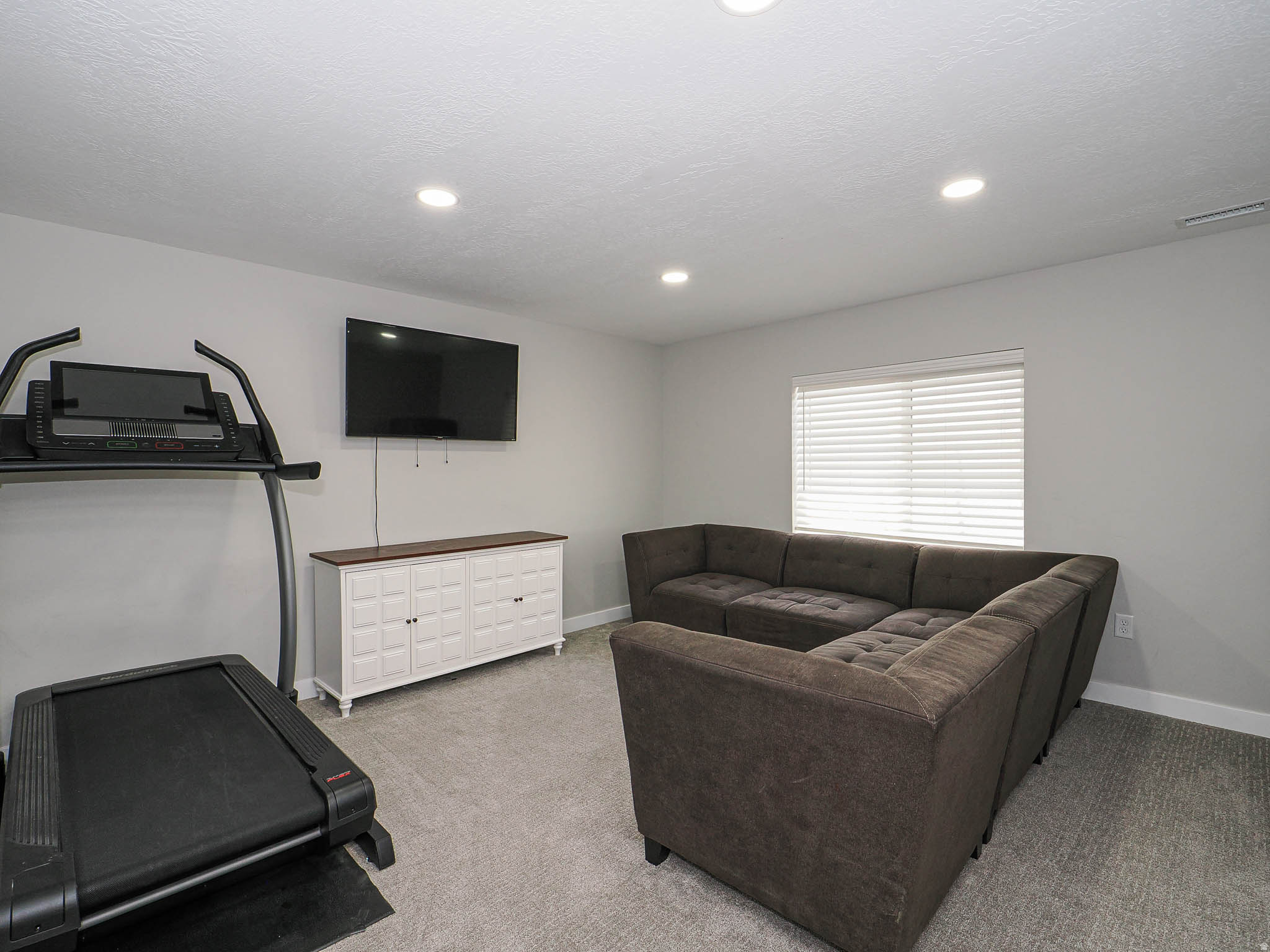 VILLAGE - Residential