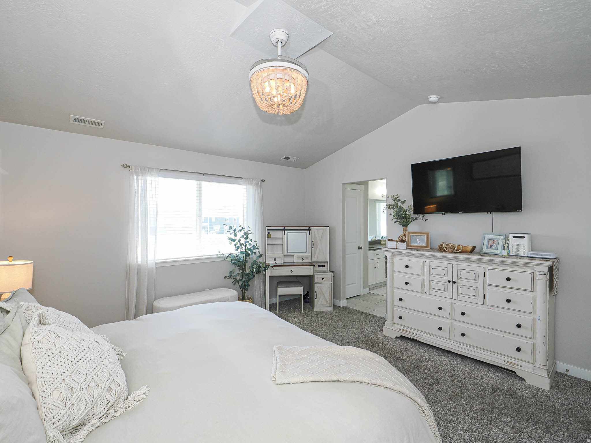 VILLAGE - Residential