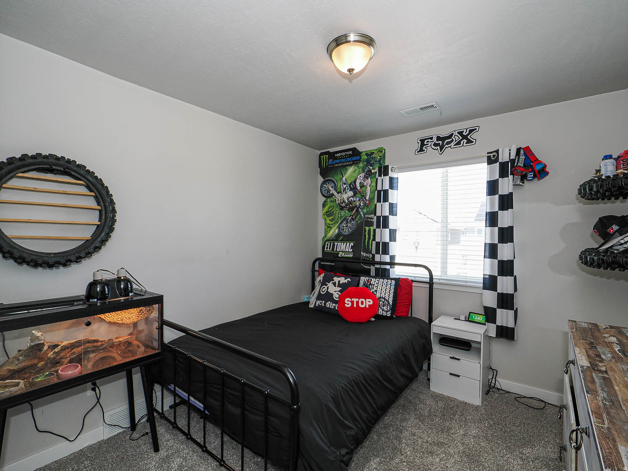 VILLAGE - Residential