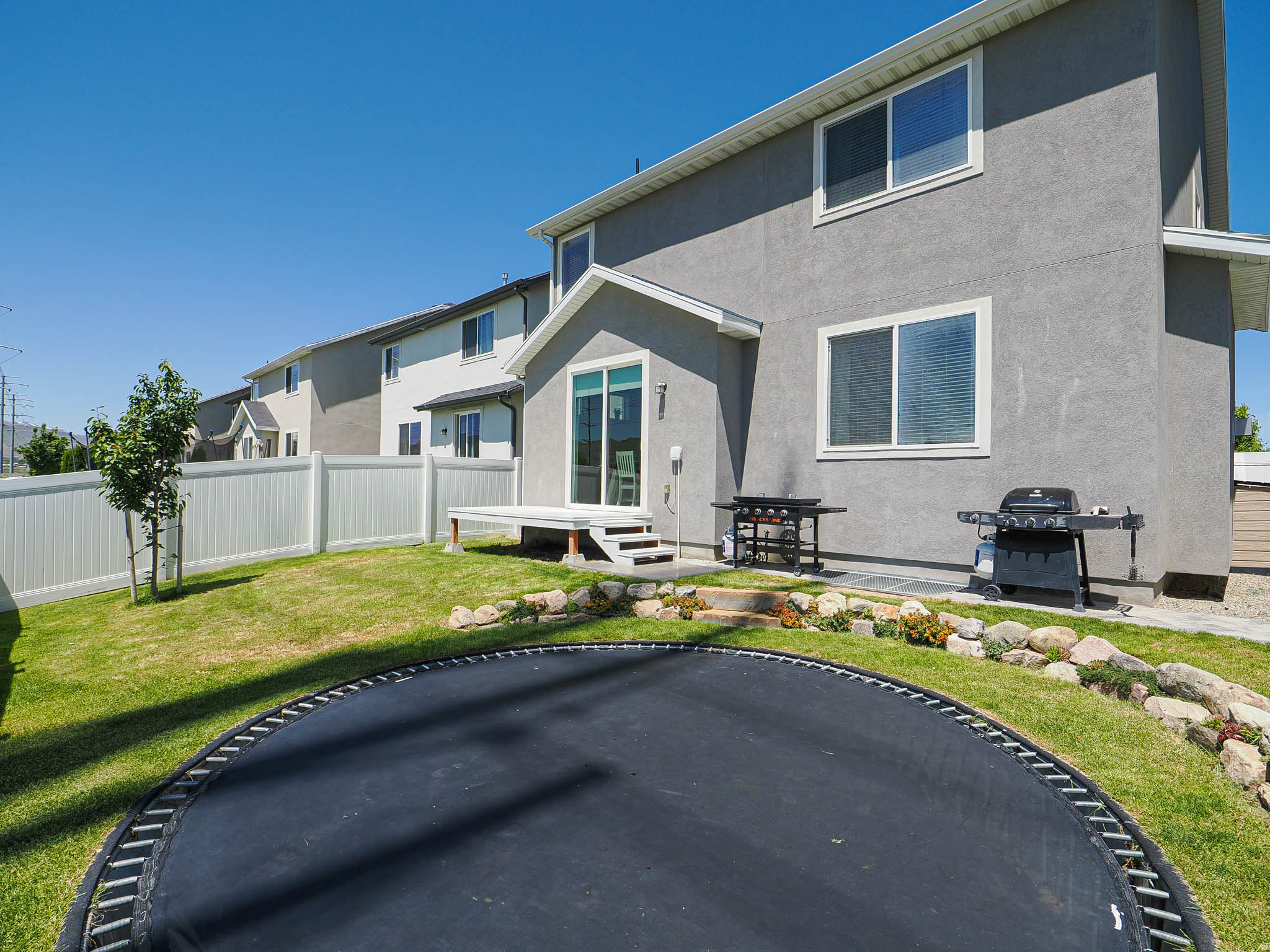 VILLAGE - Residential