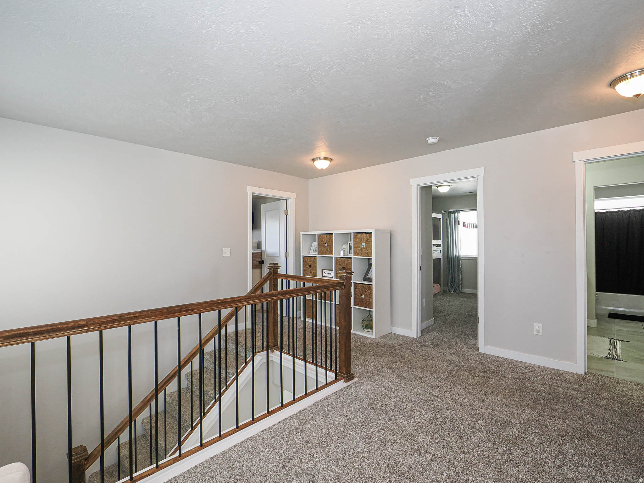 VILLAGE - Residential