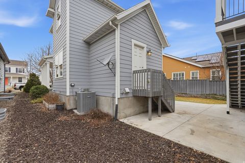 Tiny photo for 11061 S INDIGO SKY WAY, South Jordan, UT 84009 (MLS # 2136443)