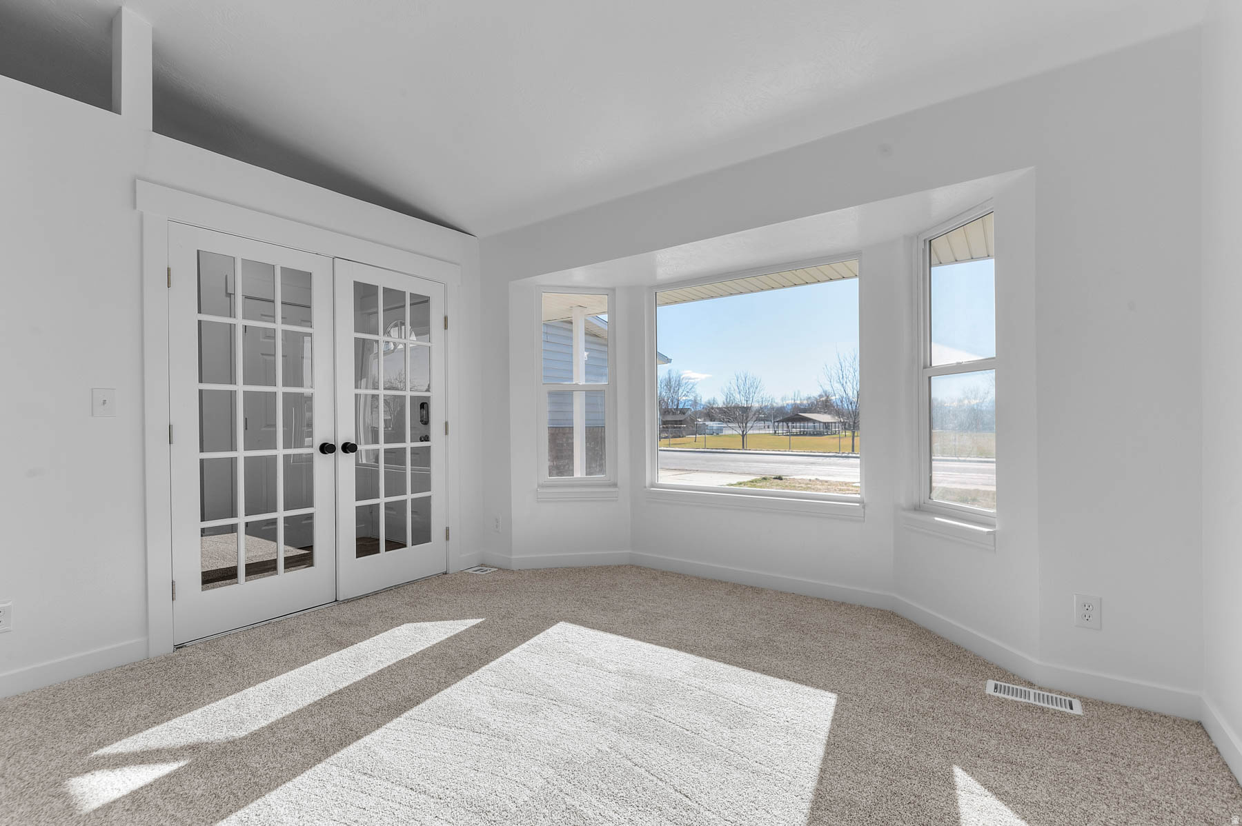 VALLEY CREST - Residential