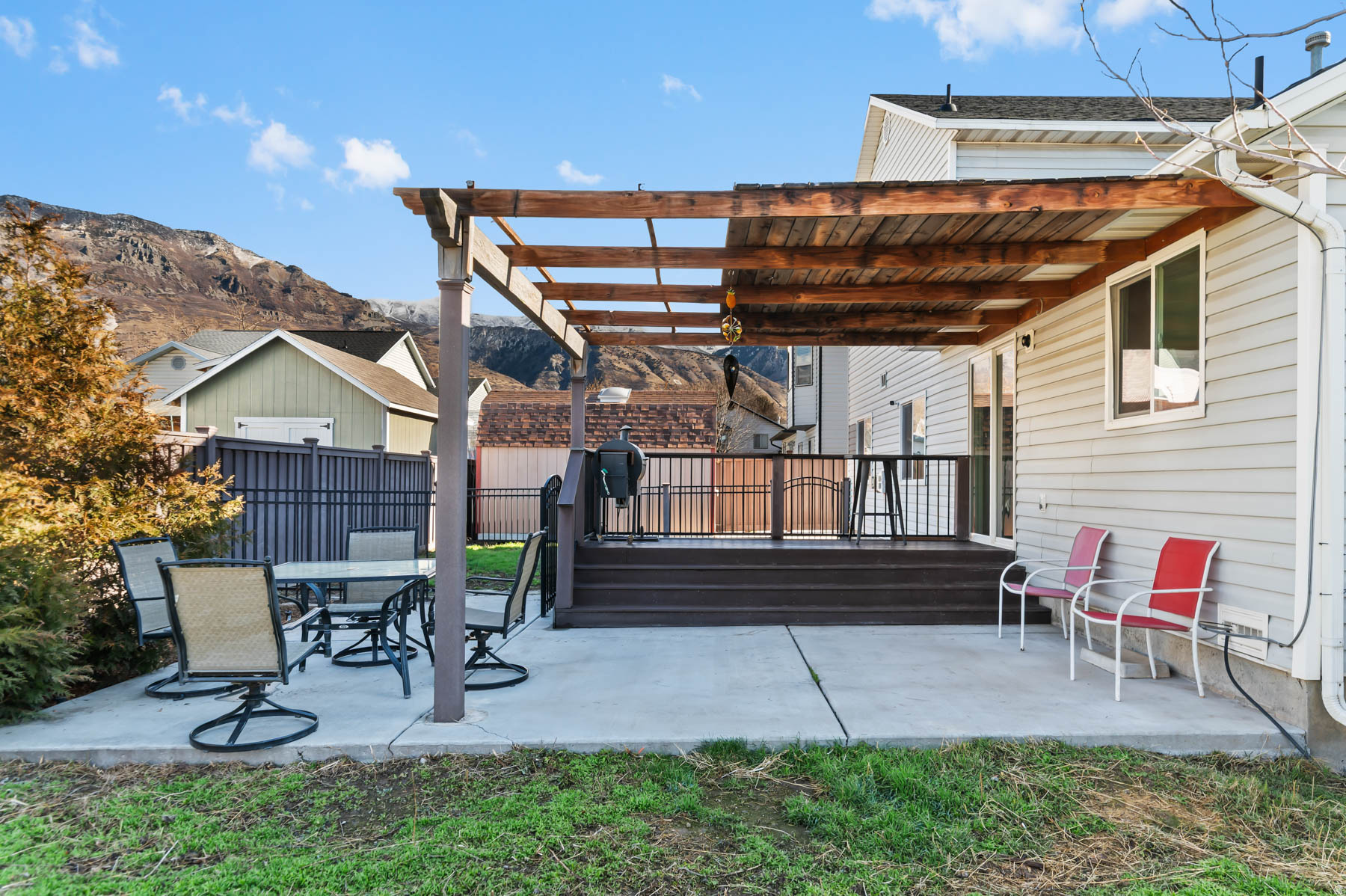 VALLEY CREST - Residential