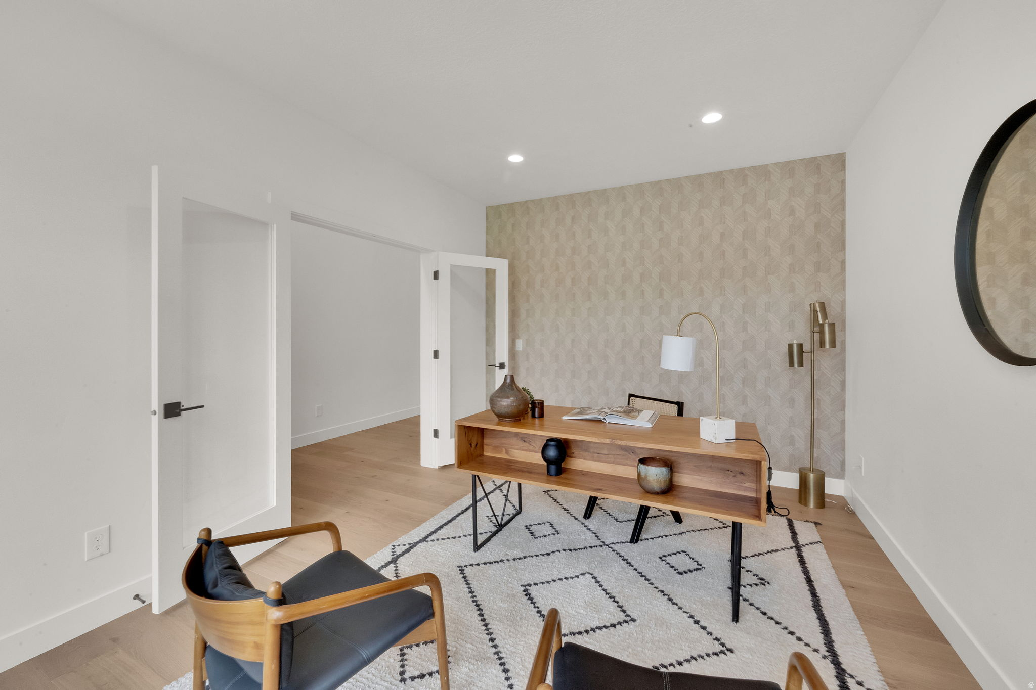 LAKEWOOD - Residential