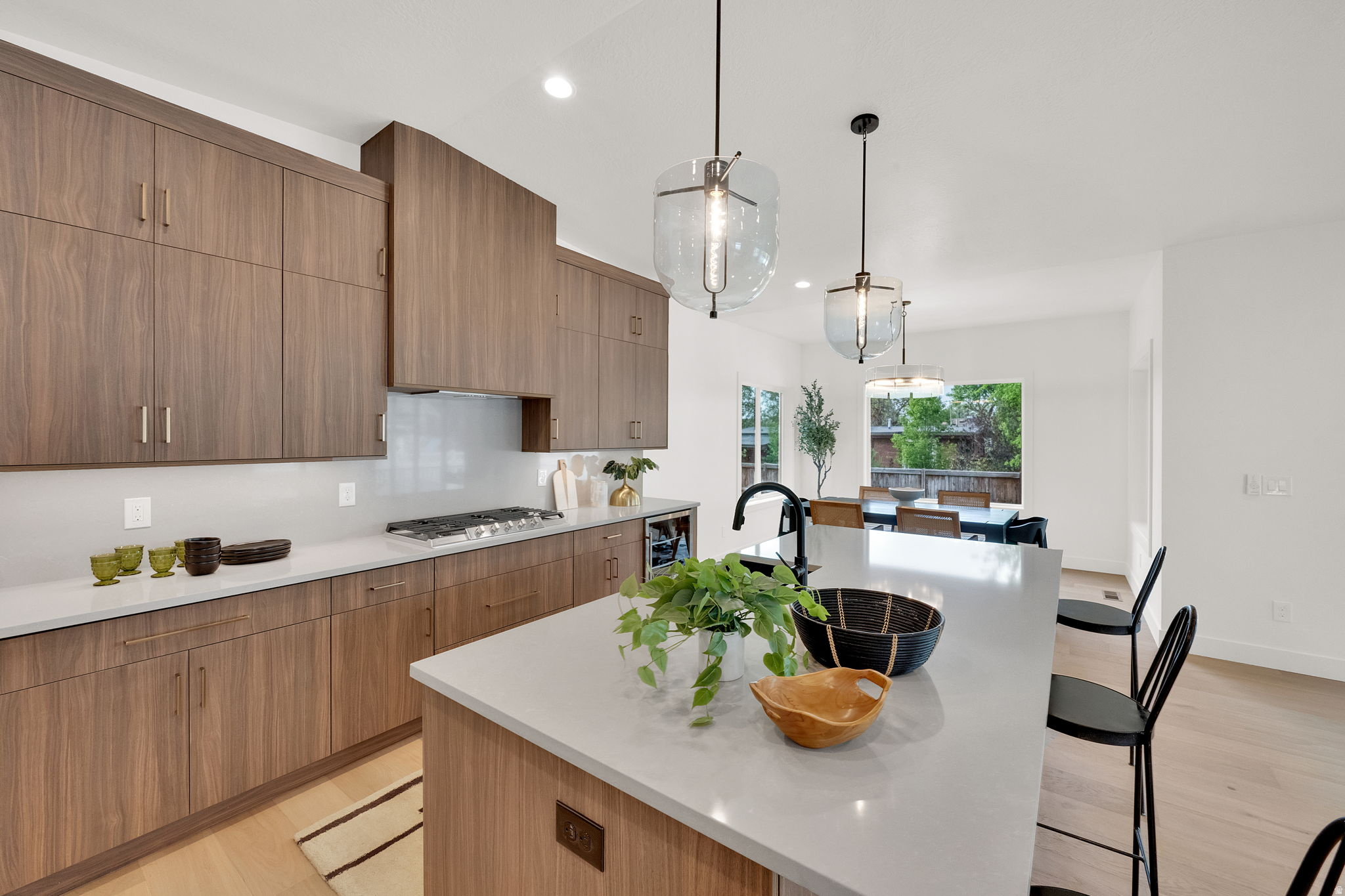 LAKEWOOD - Residential