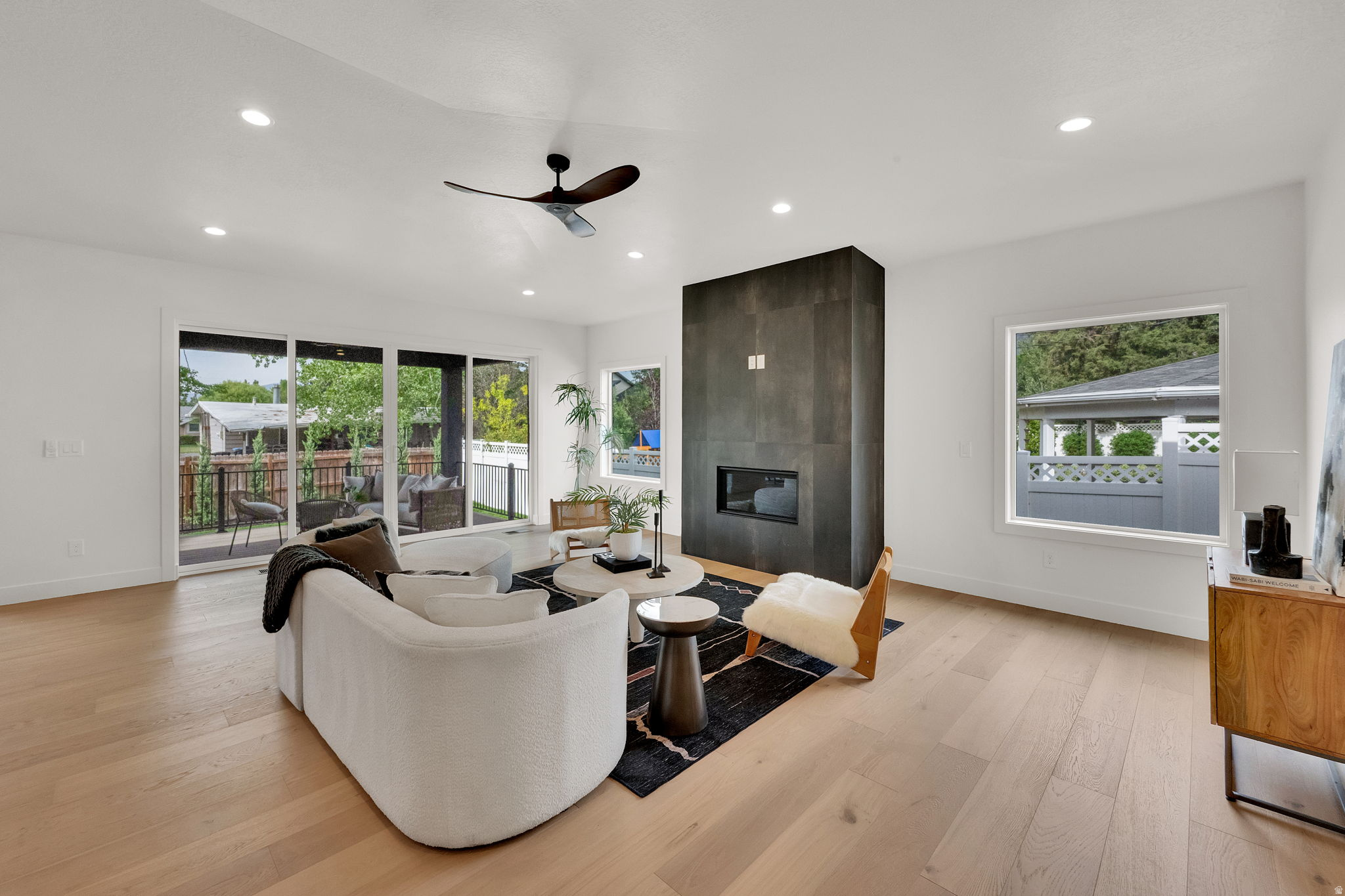 LAKEWOOD - Residential