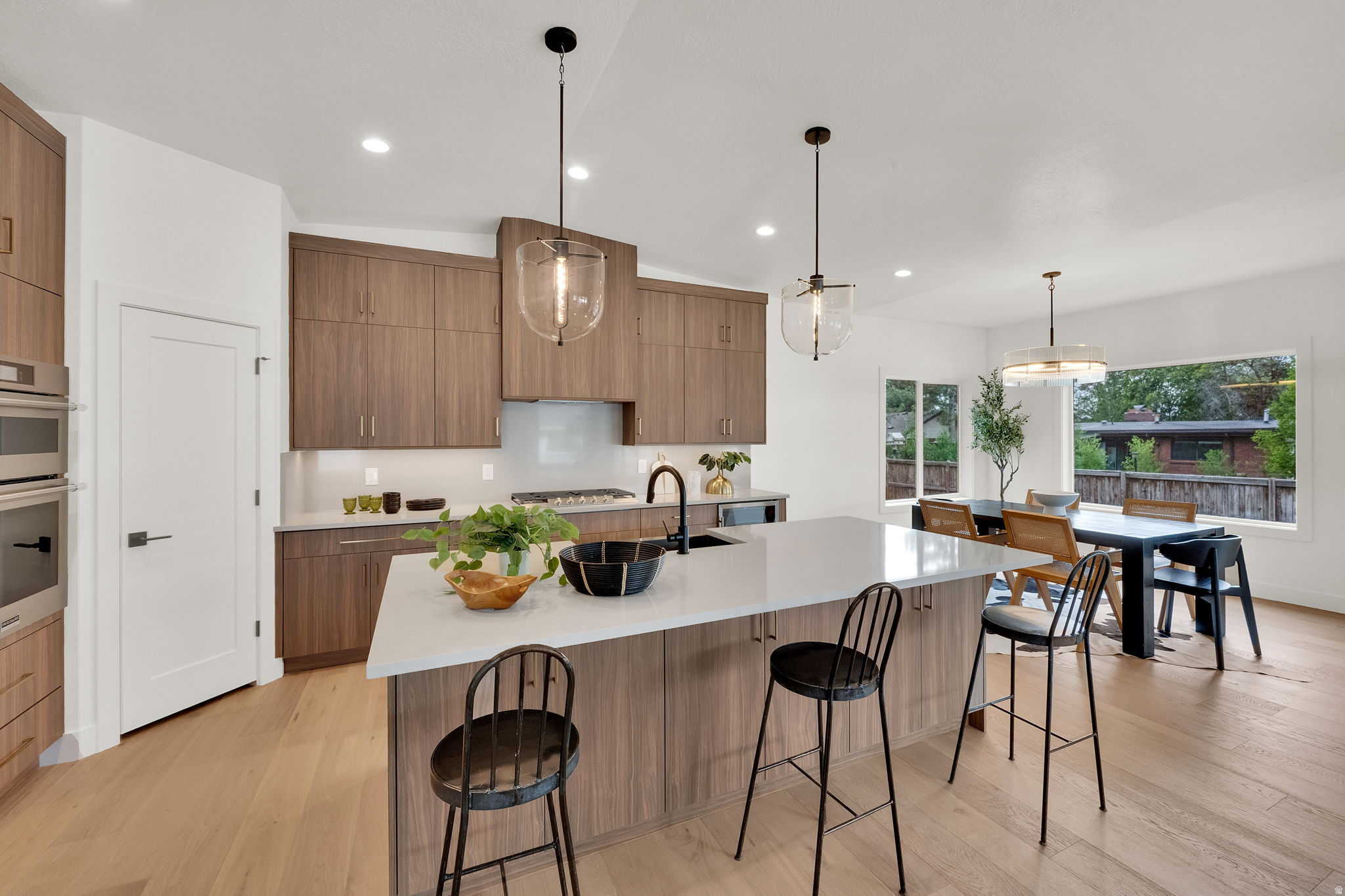 LAKEWOOD - Residential