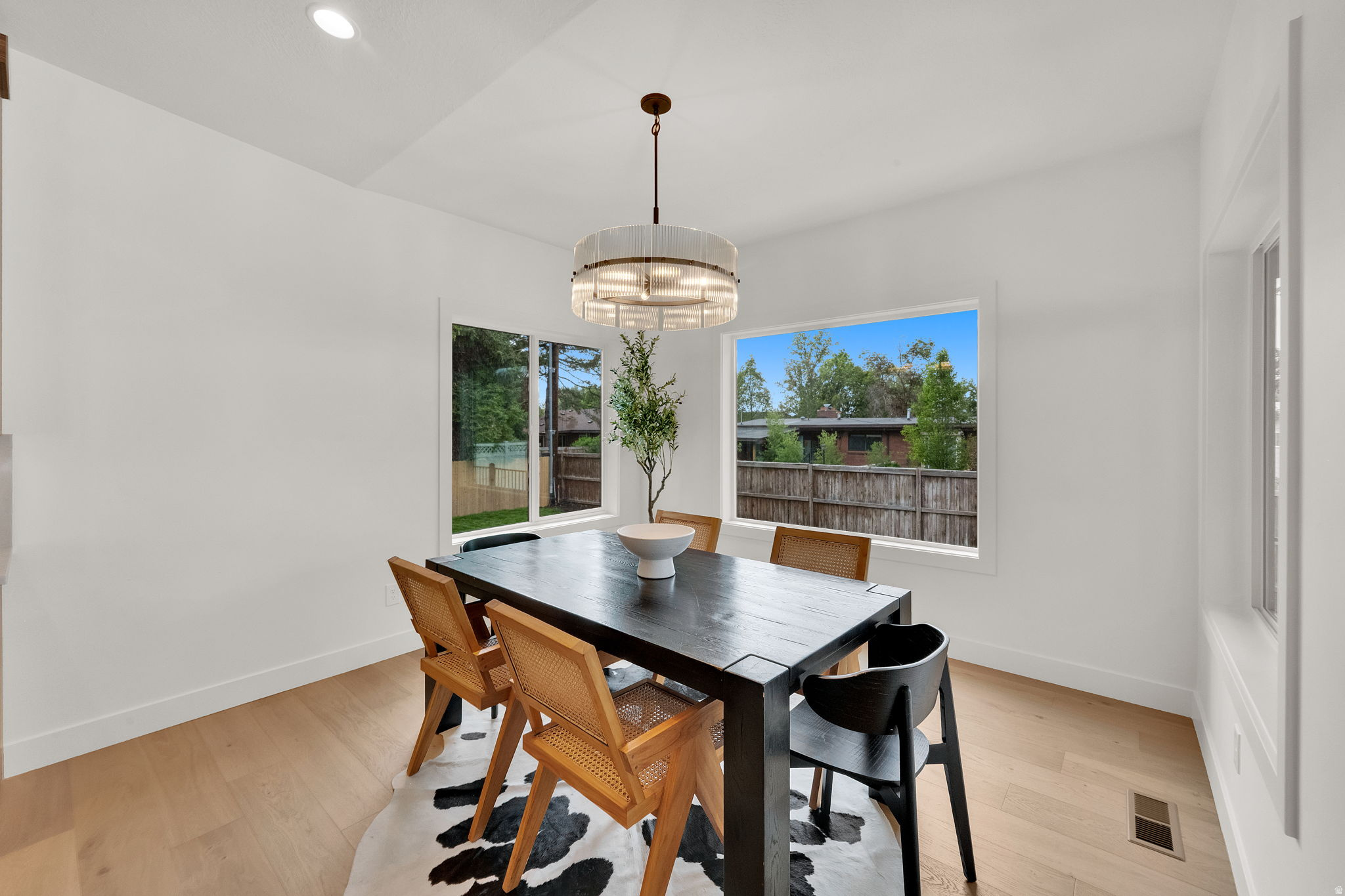 LAKEWOOD - Residential
