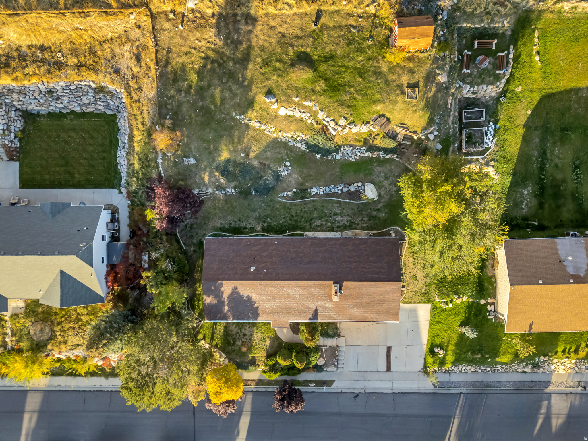 HALL'S EASTERN HILLS SUBDIVISION - Residential