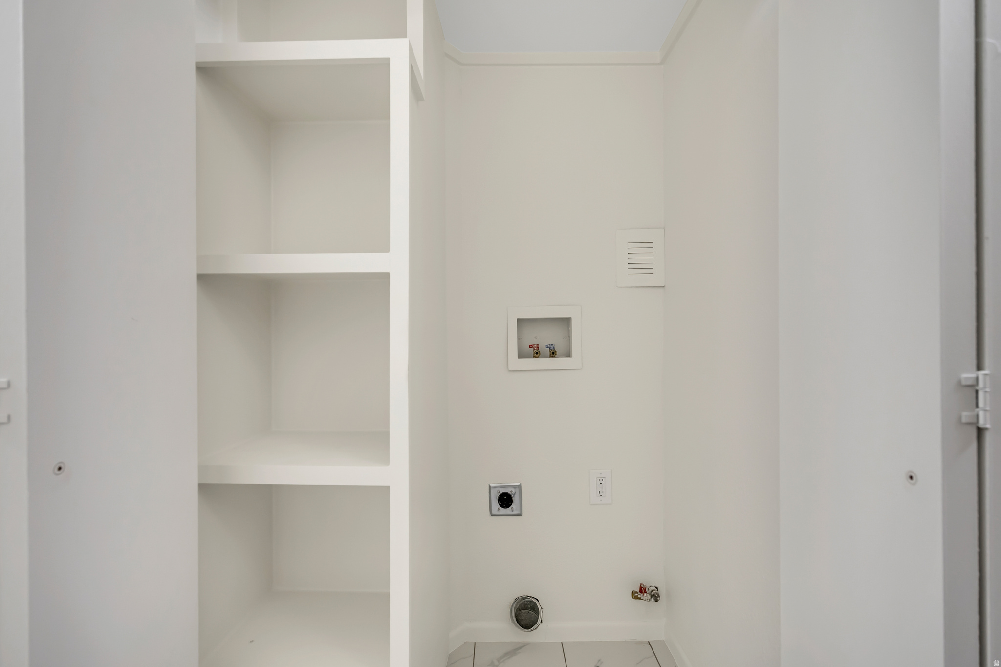 HALL'S EASTERN HILLS SUBDIVISION - Residential