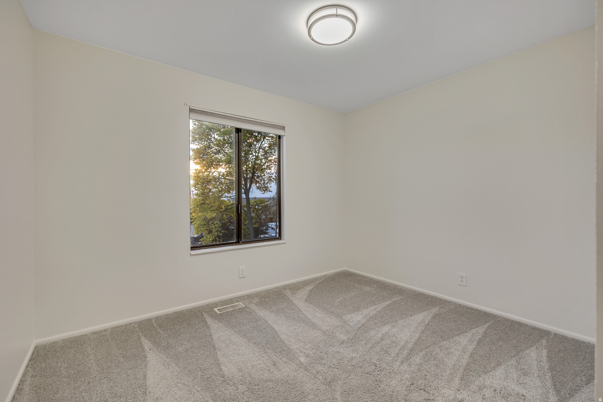 HALL'S EASTERN HILLS SUBDIVISION - Residential