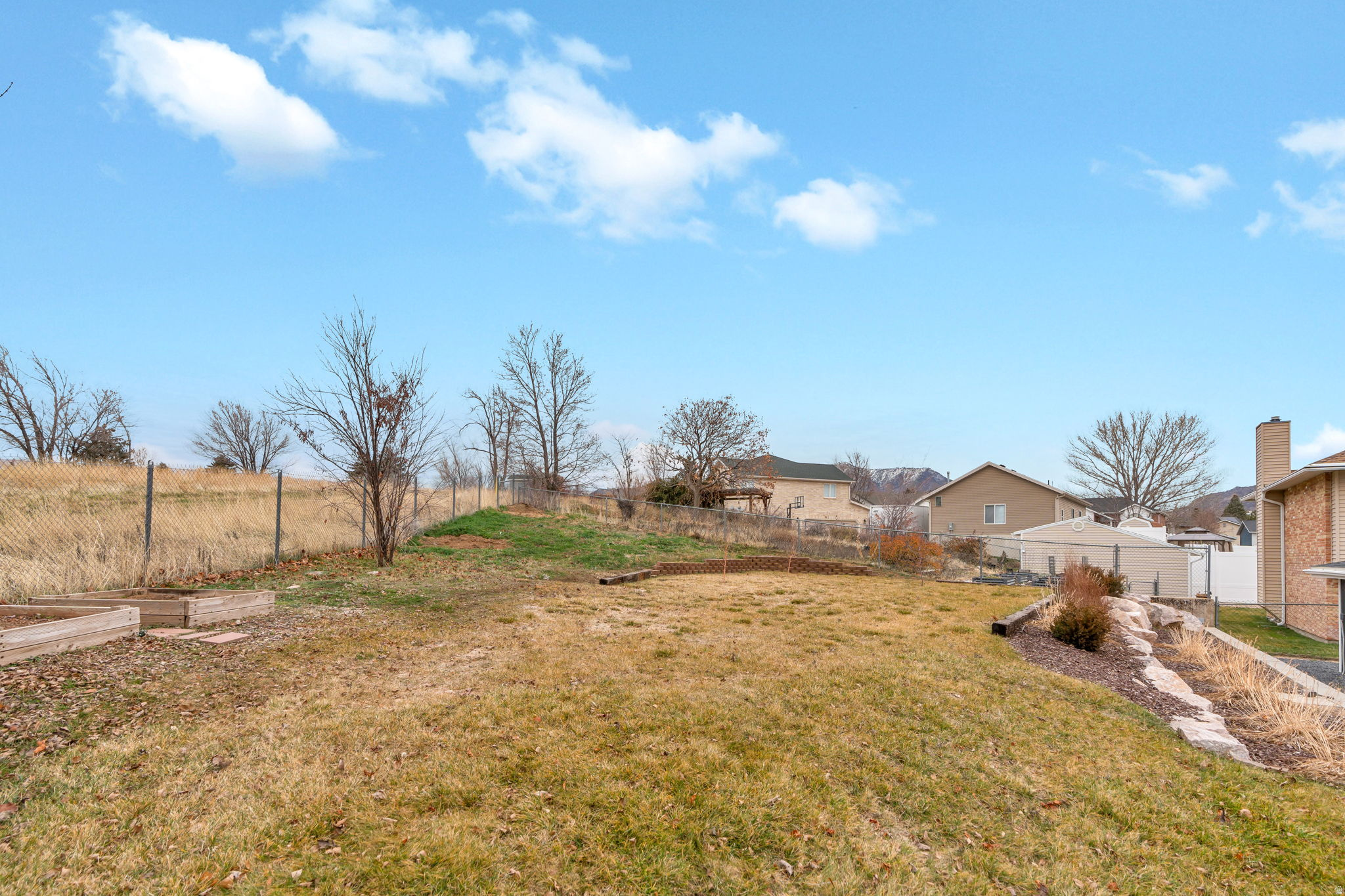 EASTRIDGE ESTATES - Residential