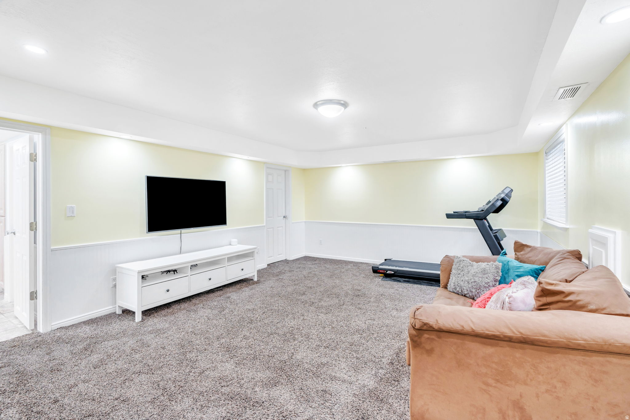 EASTRIDGE ESTATES - Residential